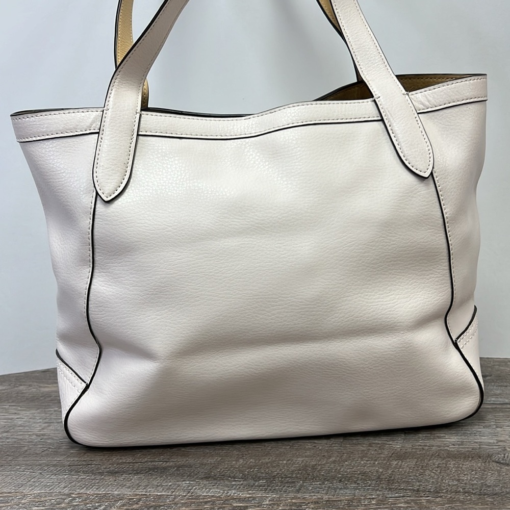 Coach Horse & Carriage Logo Tote Chalk Vanilla Gold Pebble Leather C4063 - Picture 5 of 12